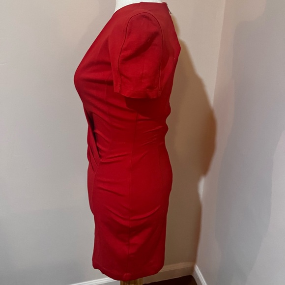 Red v neck cocktail dress - Picture 5 of 7